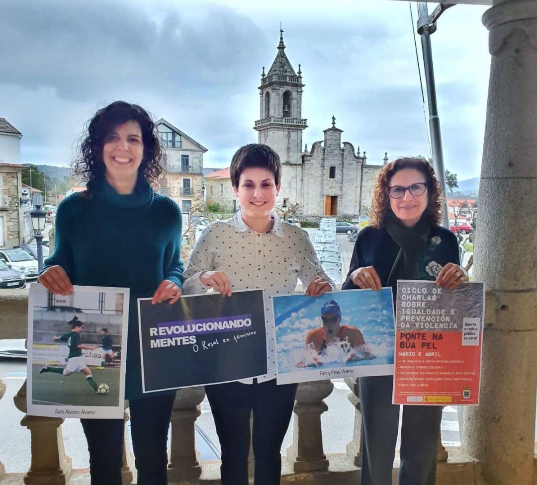 Sara Vicente, concejala de Cultura; Ánxela Fernández, alcaldesa de O Rosal, y Sabela Rodríguez, concejala de Igualdade e Muller. 