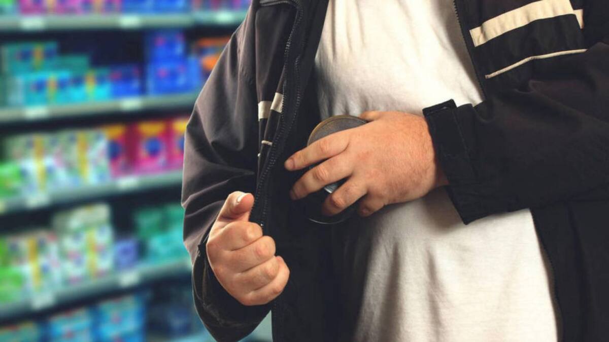 El comercio de Ponferrada se blinda con órdenes de alejamiento para rateros