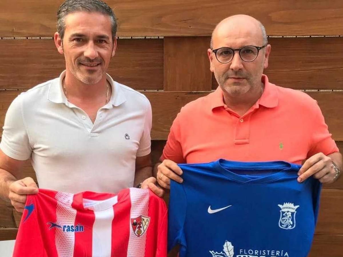 Peña Ferranca y la AD Barbastro Fútbol Base firman un convenio de filialidad