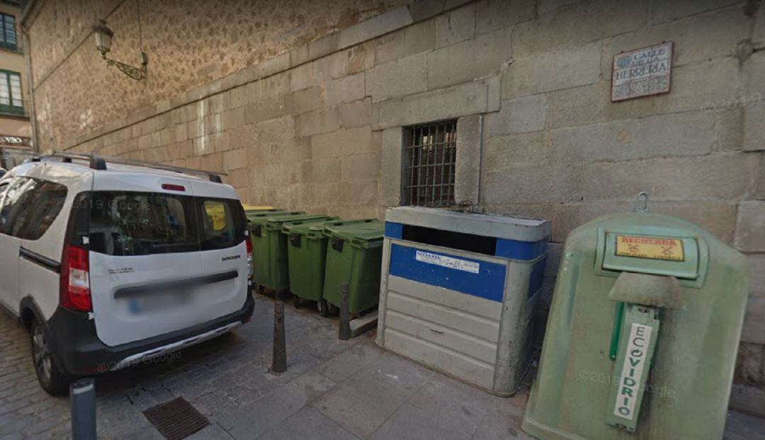 Aspecto actual de la calle Herrería junto a la Casa de la Lectura