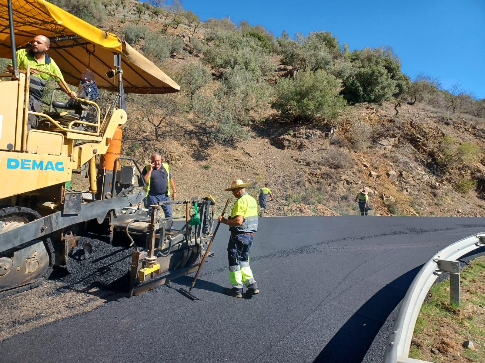 Obras en una de las carreteras de la provincia de Málaga