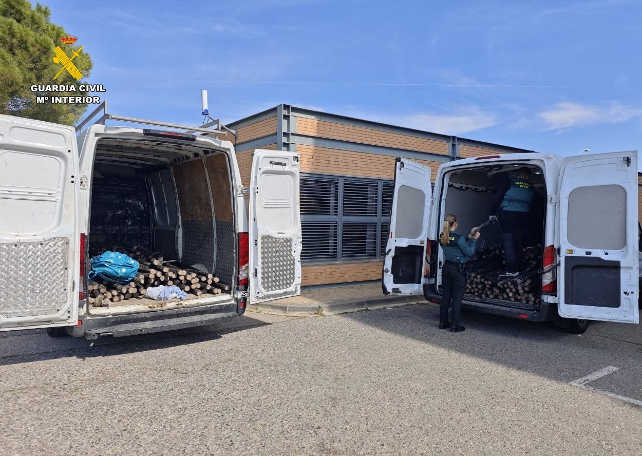 Material incautado por la Guardia Civil.