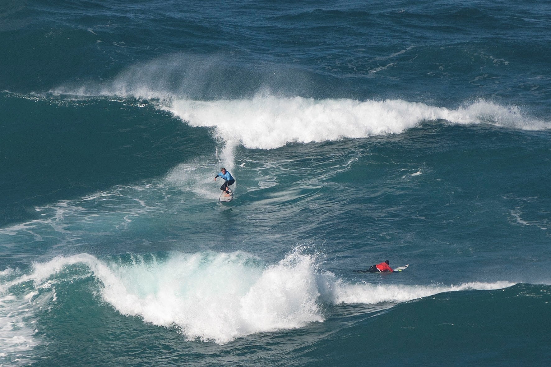 El surfista Alberte Álvarez durante su participación en el Campeonato de surf de Grandes Olas en O Portiño