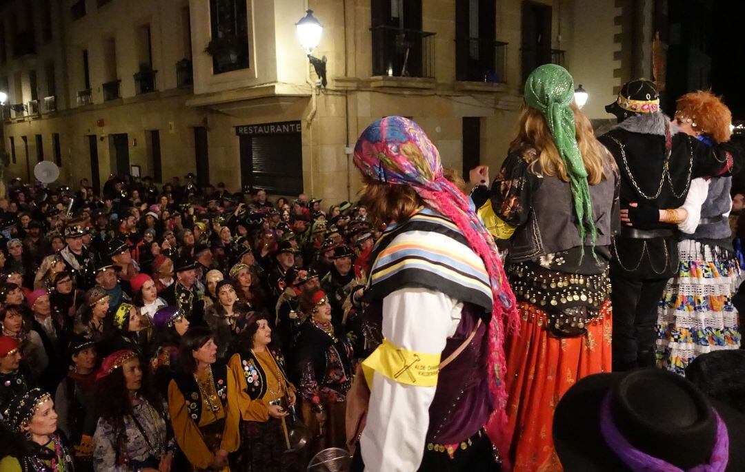 El Ayuntamiento de San Sebastián plantea posponer dos semanas los caldereros e Iñudes y artzaiak