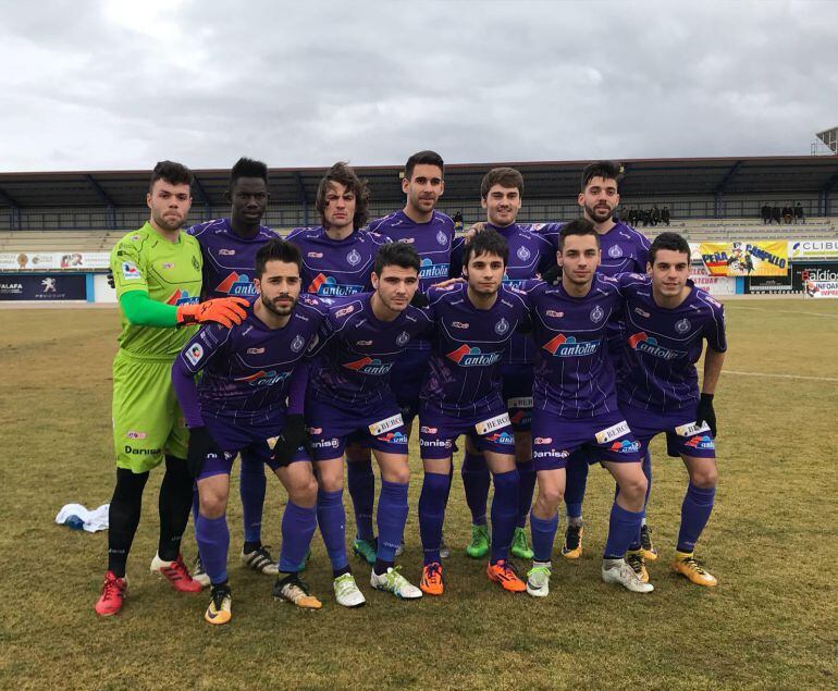 Este es el once palentino que iniciaba hoy el partido en Aranda
