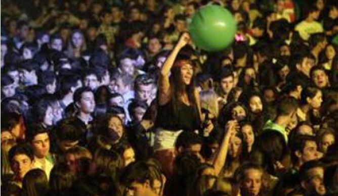 Es uno de los eventos del año, dónde todos los DJS de MaximaFM, se dieron cita para plasmar los temas que más están moviendo las pistas en todo el país y resto del mundo.