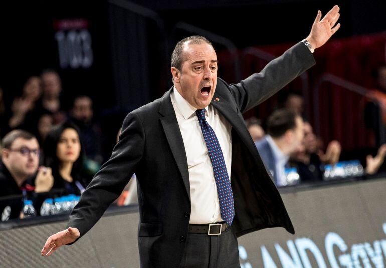  El entrenador español del Valencia Basket, Txus Vidaorreta