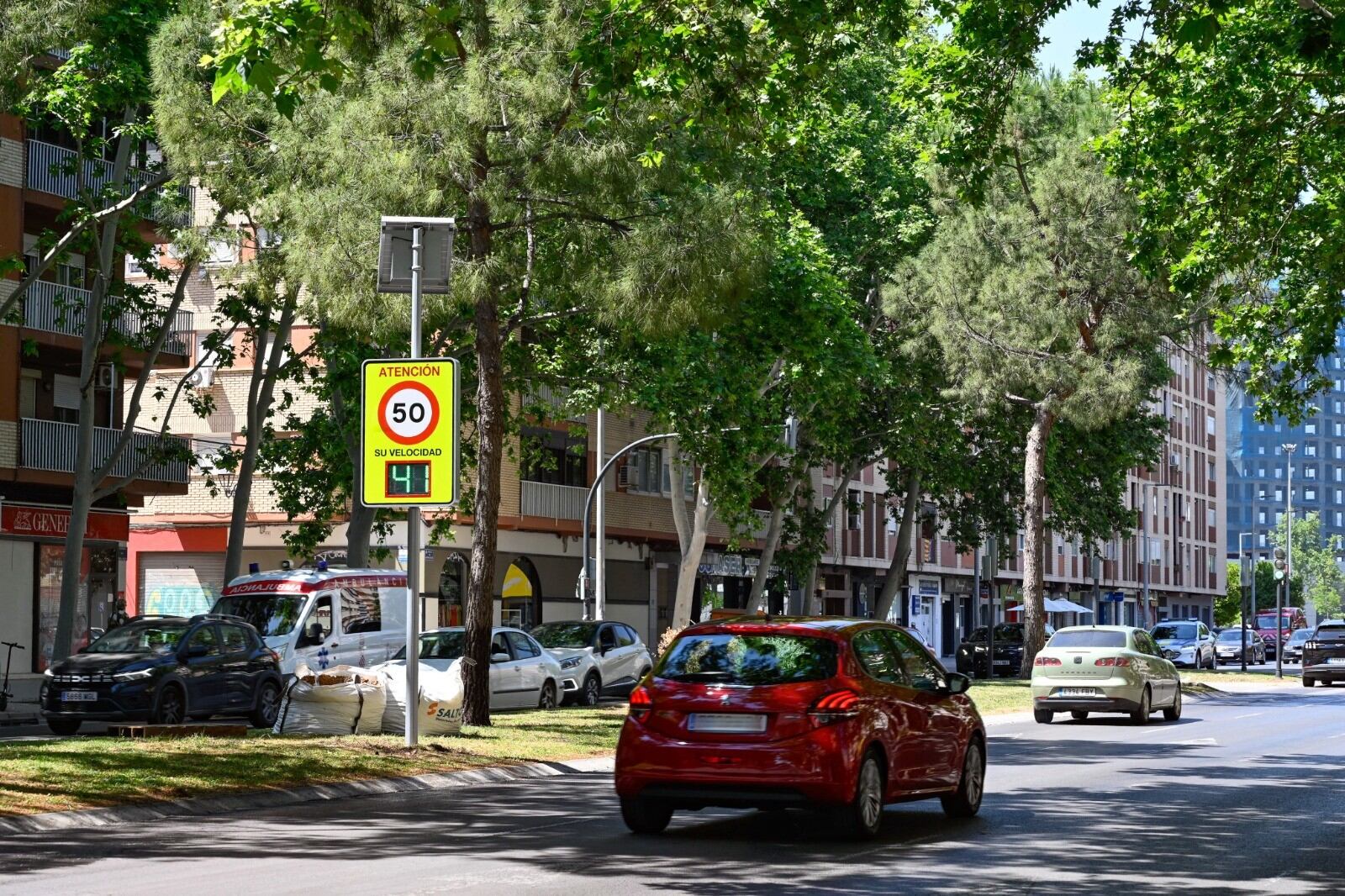 Radar informativo colocado en la ciudad de València, en una imagen de archivo.