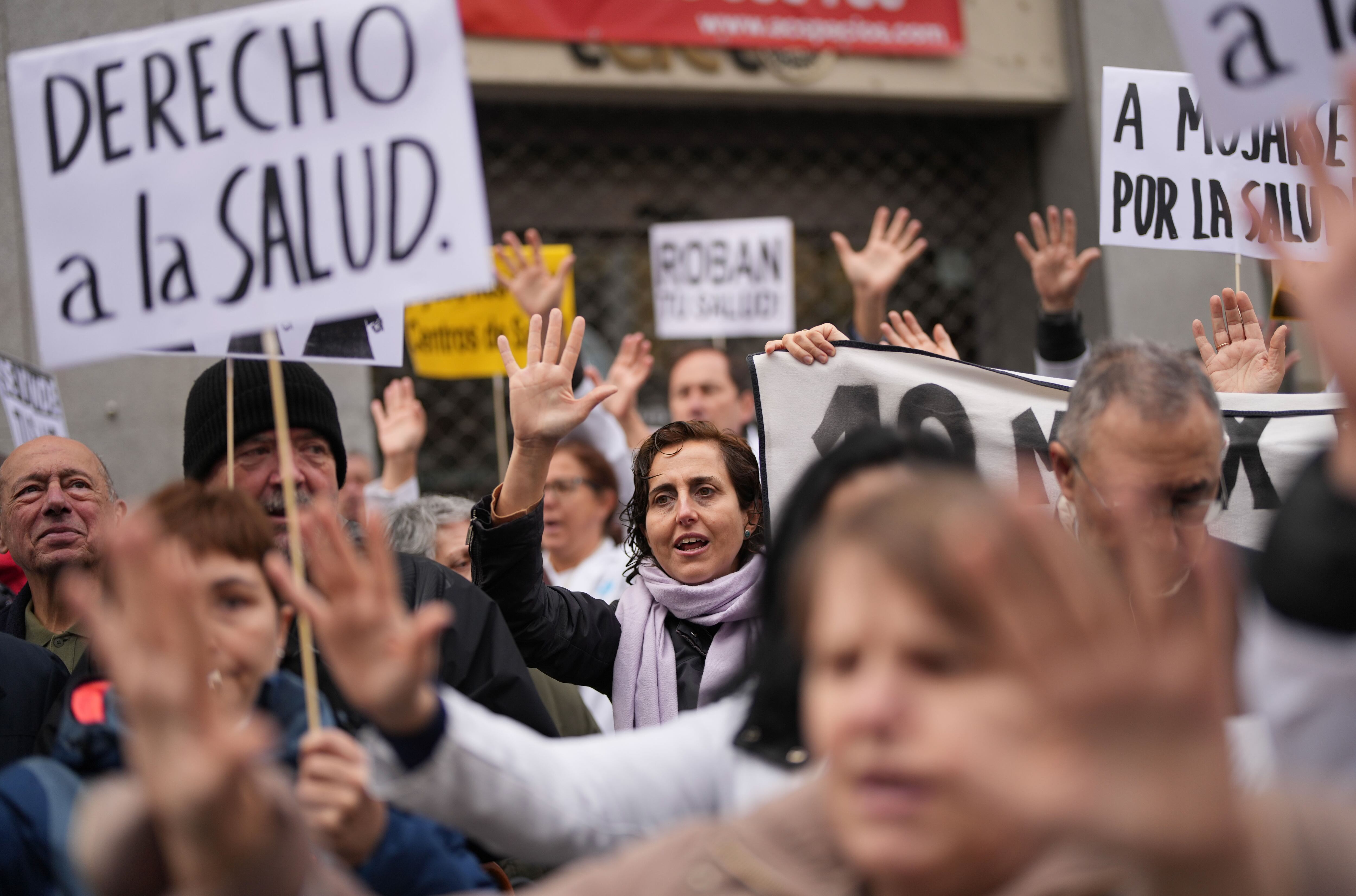 Foto de archivo de una manifestación en apoyo a la Atención Primaria en España. EFE/ Borja Sánchez Trillo