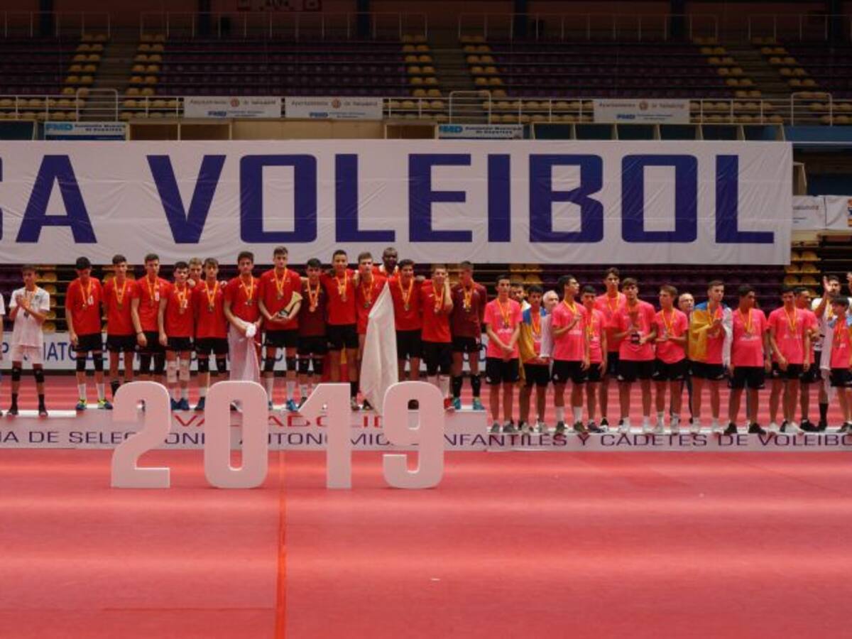 Cinco jugadores del CV Hervás se proclaman campeones de España con Castilla-La Mancha