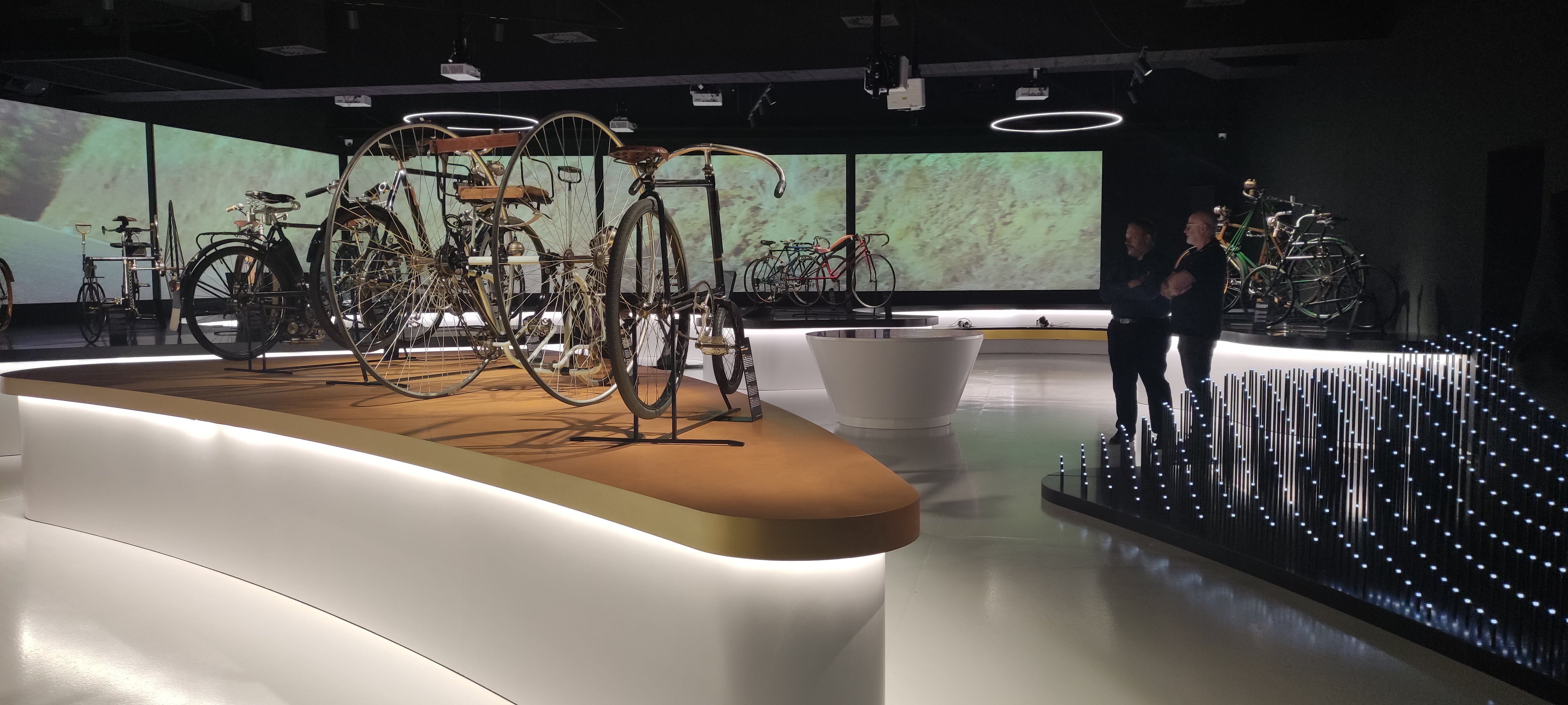 Zona d&#039;exposició interactiva del nou museu de la bicicleta d&#039;Andorra la Vella, Bici Lab.