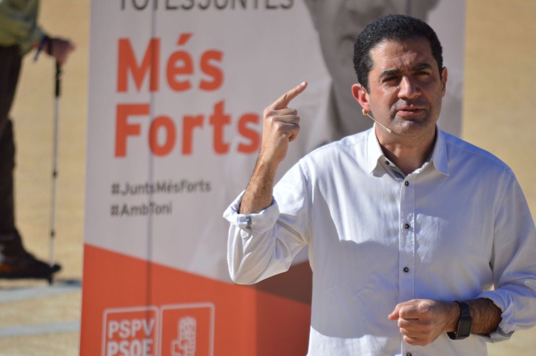 Toni Frnacés, candidato a la secretaría general provincial del PSPV-PSOE de Alicante 