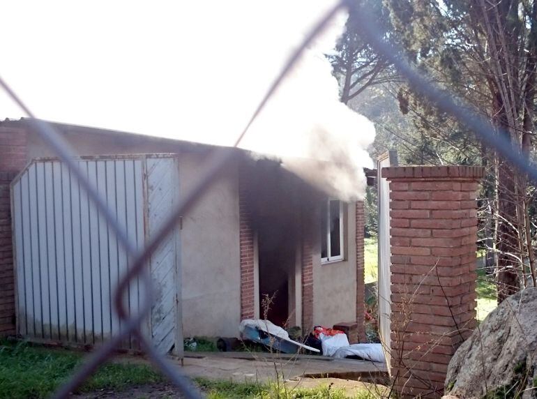 Imágenes de la finca donde ha tenido lugar el incendio