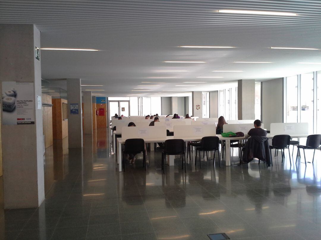 Sala de estudio de la Facultad de Ciencias Sociosanitarias