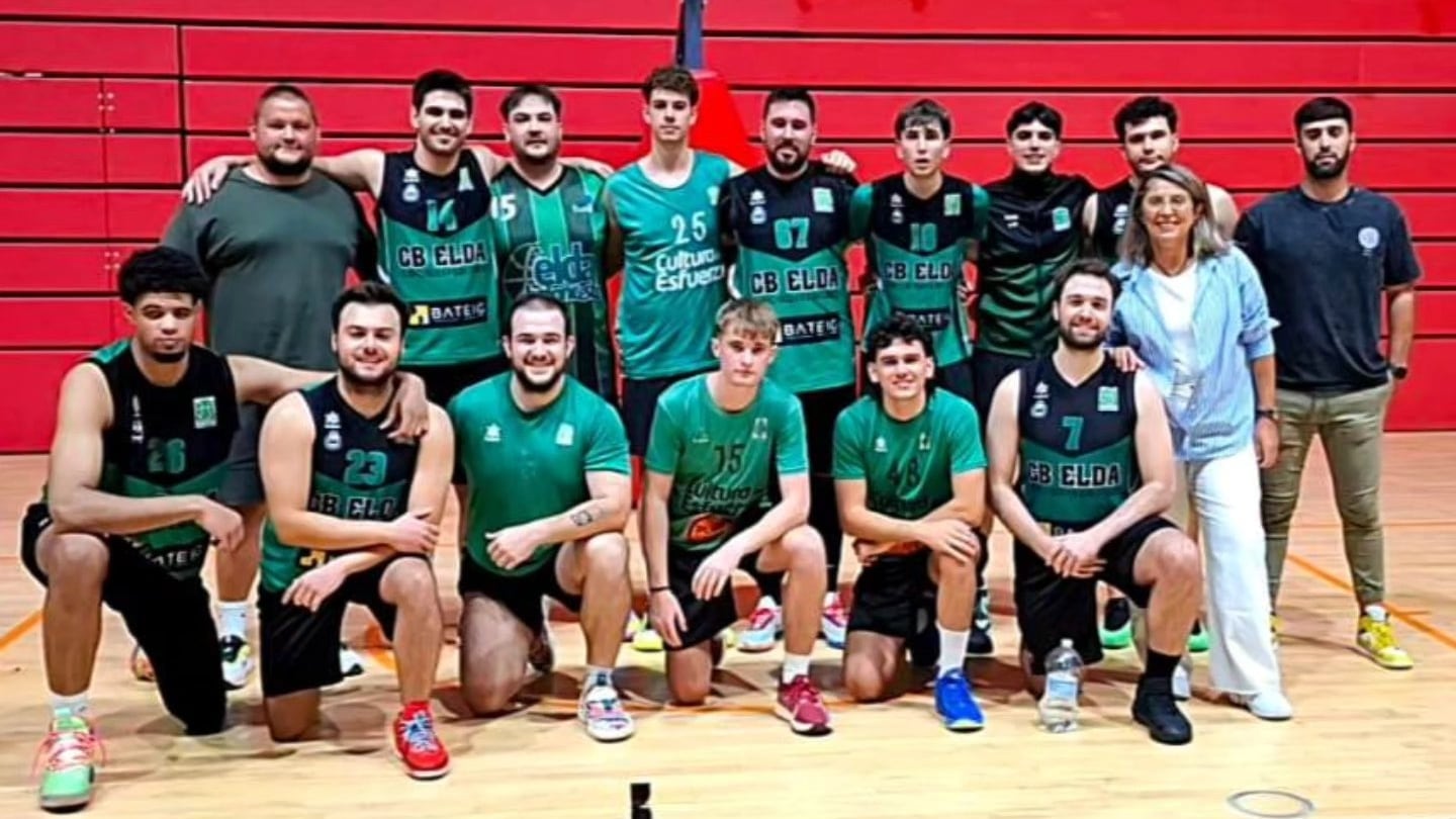 Primera formación del C. B. Elda - Bateig Piedra Natural esta temporada