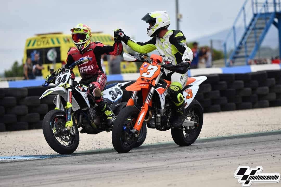 El piloto berciano lo ha vuelto a conseguir , el Nacional de Supermoto master 30