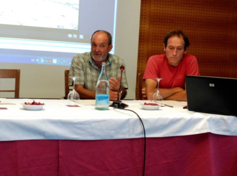 Los alpinistas vitorianos Juanito Oiarzábal y Alberto Zeráin hacen balance de su expedición al Broad Peak