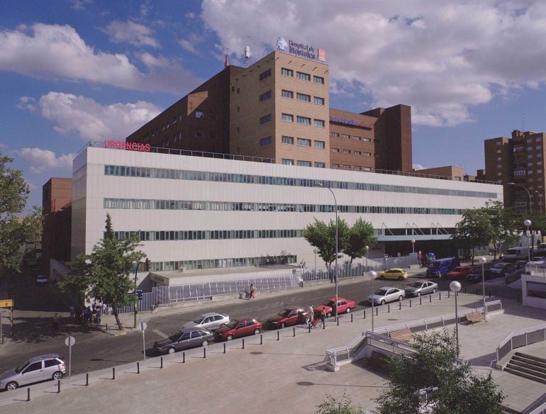 Fachada del Hospital de Móstoles