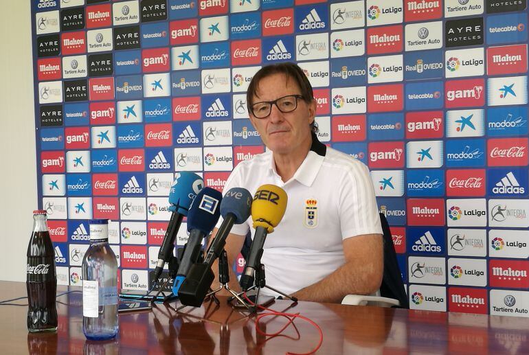 Anquela durante la rueda de prensa previa al partido contra el Zaragoza.