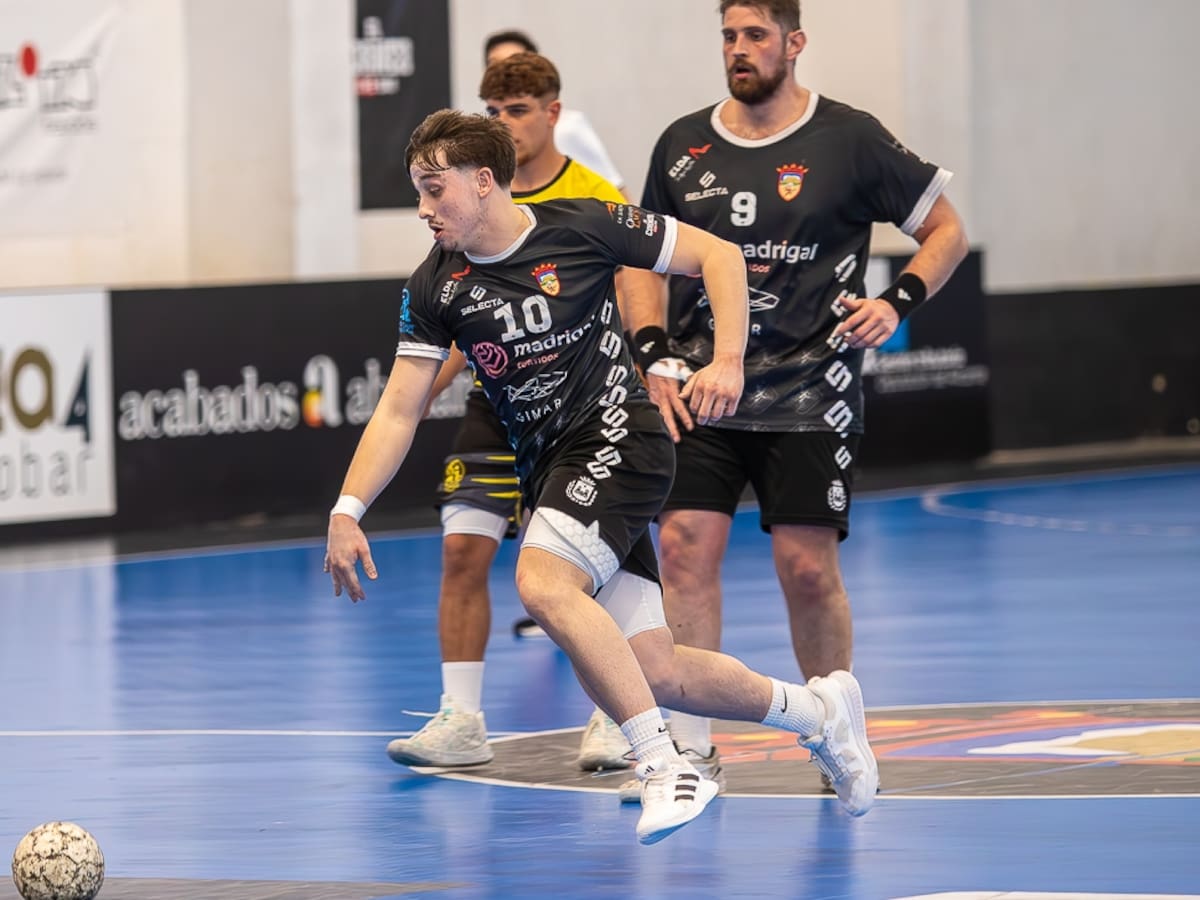 El Bm. Elda C.E.E. cierra la liga regular en la pista del Fertiberia Puerto Sagunto B sin nada en juego (S. 19.00 h)