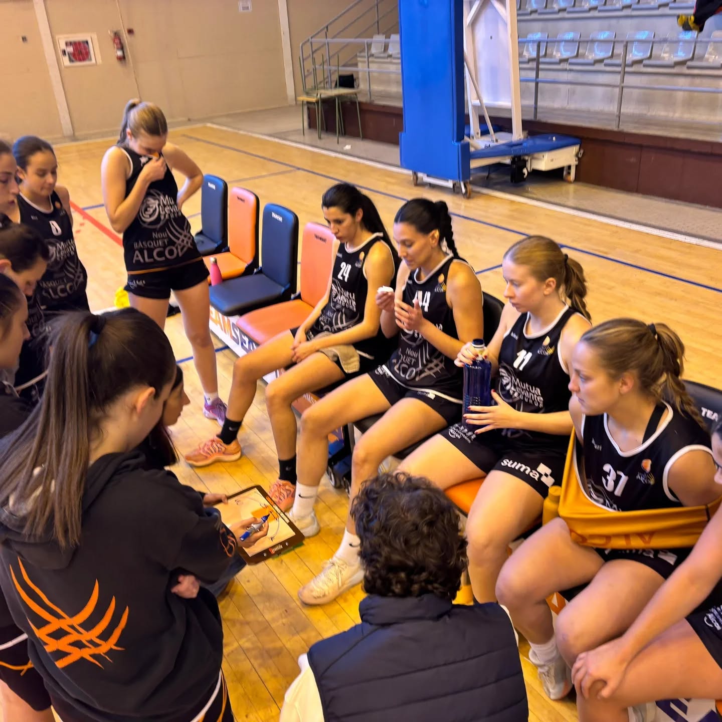 El equipo femenino Nou Bàsquet Alcoi