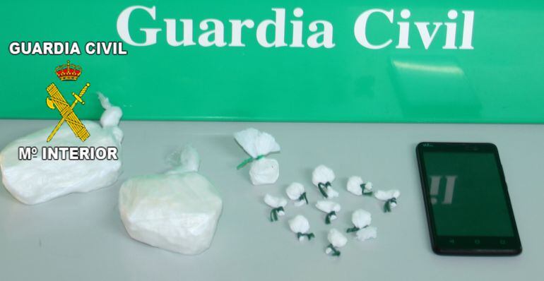 Droga incautada por la Guardia Civil en Noalejo.