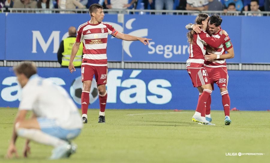 Álex Sola anotaba el gol de la permanencia en Zaragoza.