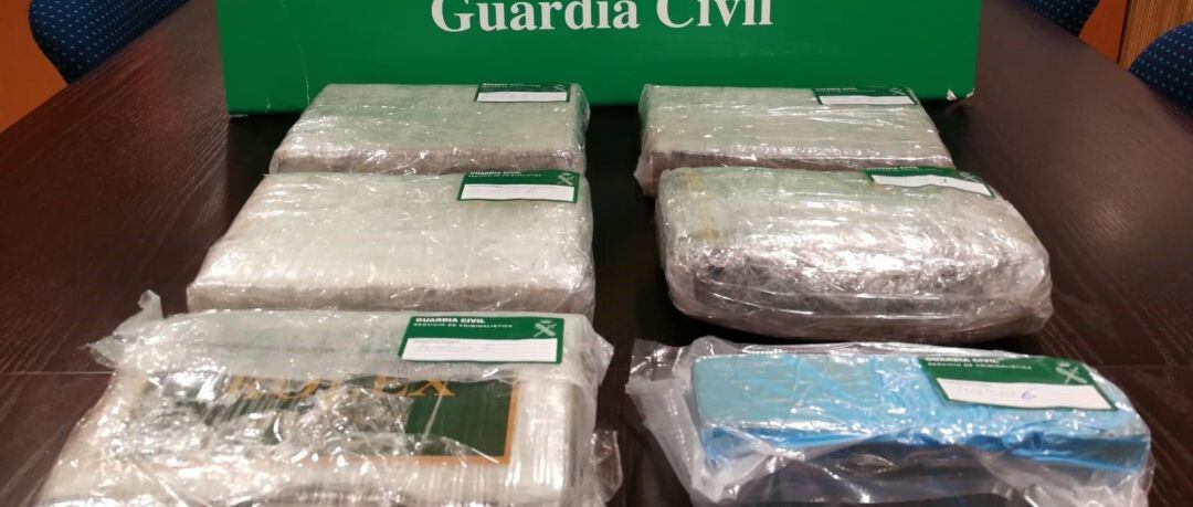 Droga intervenida en una operación de la Guardia Civil de A Coruña