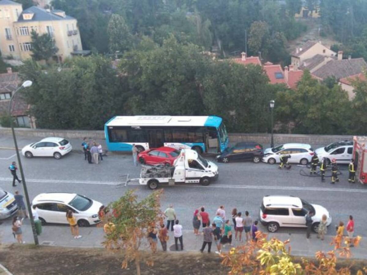 El Juzgado abre la posibilidad de juicio oral en el accidente del autobús de Vía Roma