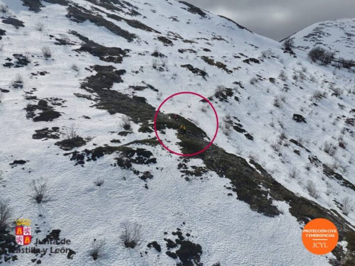 Rescatan a un joven indispuesto en el Alto de Burrián (Palencia)