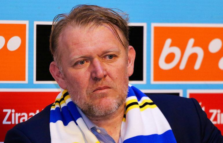  Robert Prosinecki durante una rueda de prensa. 