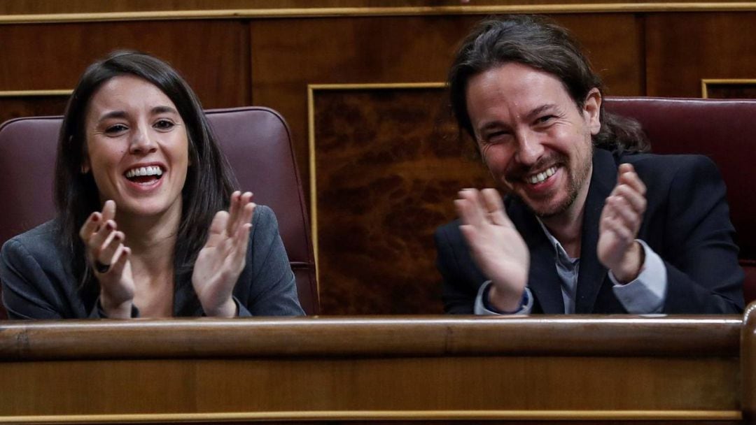 Irene Montero y Pablo Iglesias, durante una sesión en el Congreso 