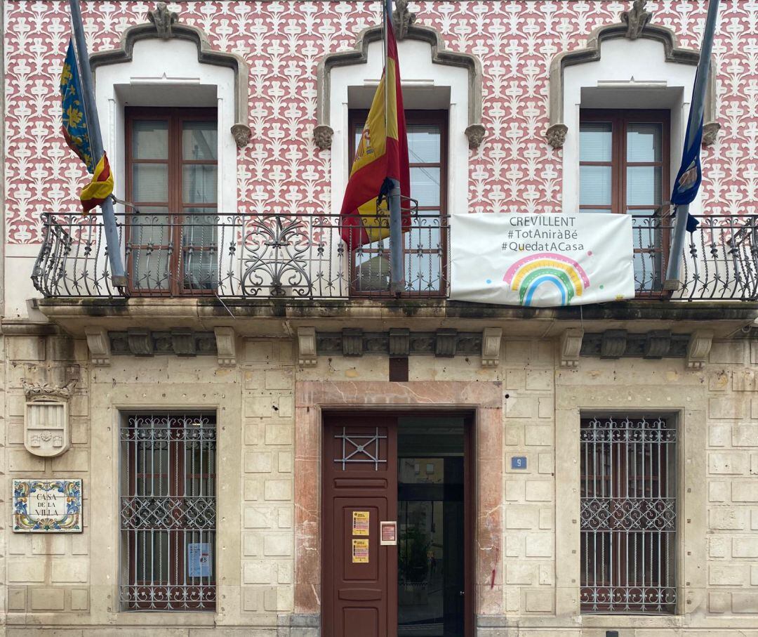 Fachada del ayuntamiento de Crevillent