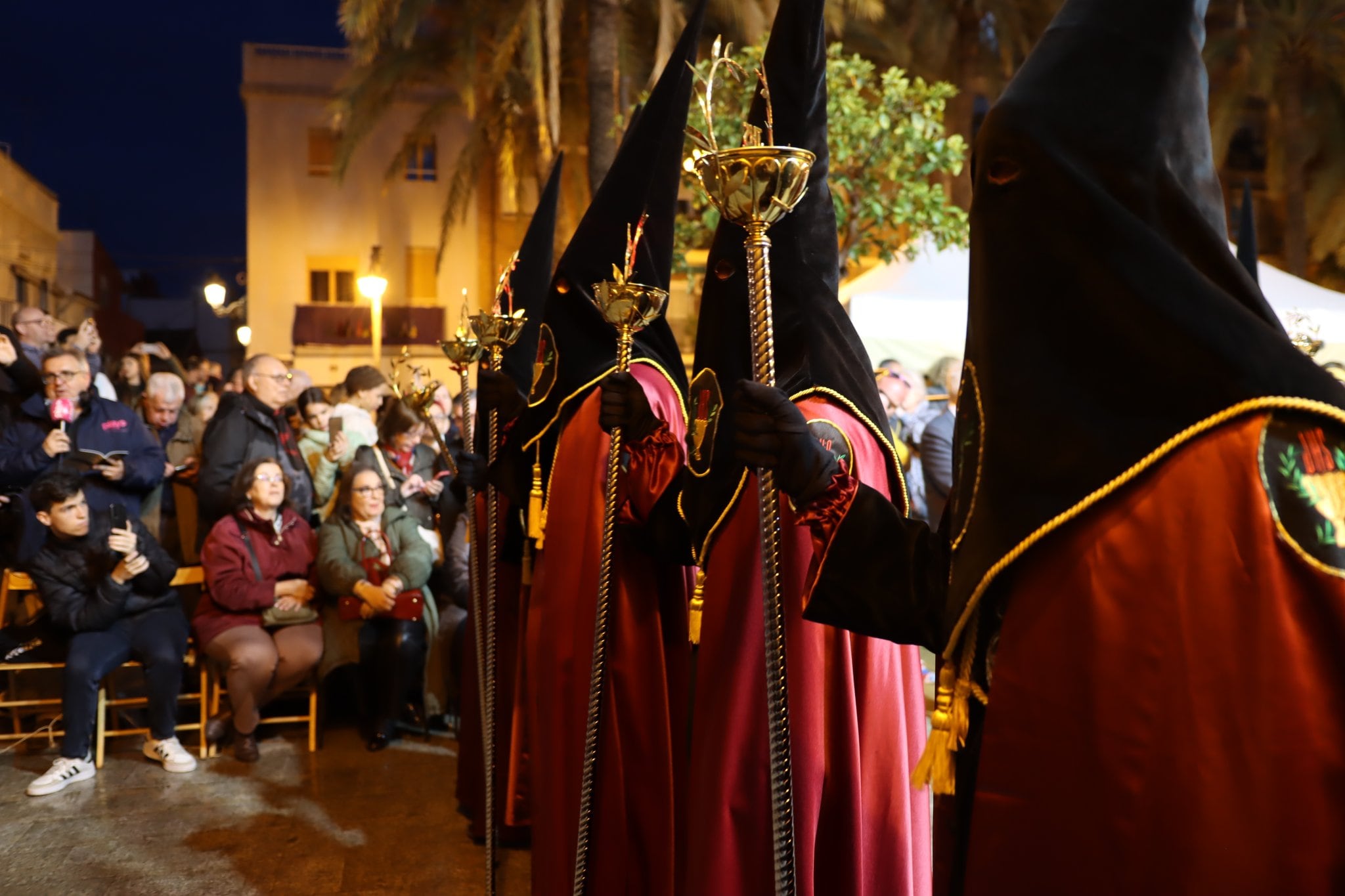 Así fue la Procesión del Santo Entierro durante la Semana Santa Marinera de València de 2024