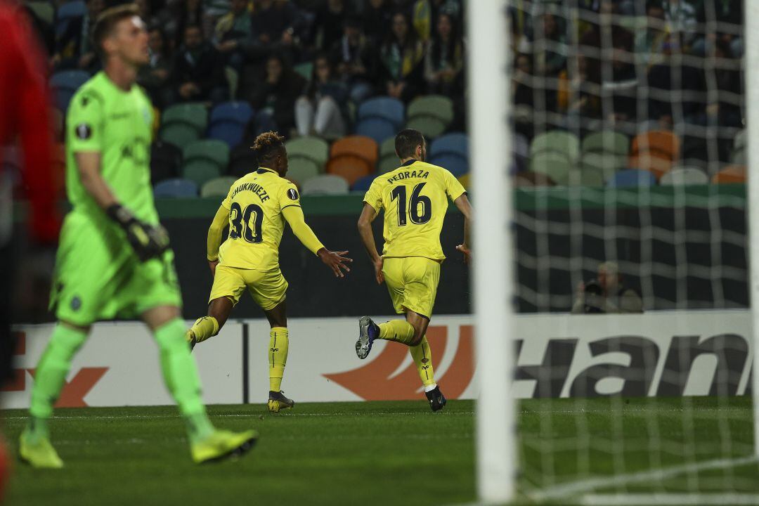 Pedraza celebra el gol del Villarreal