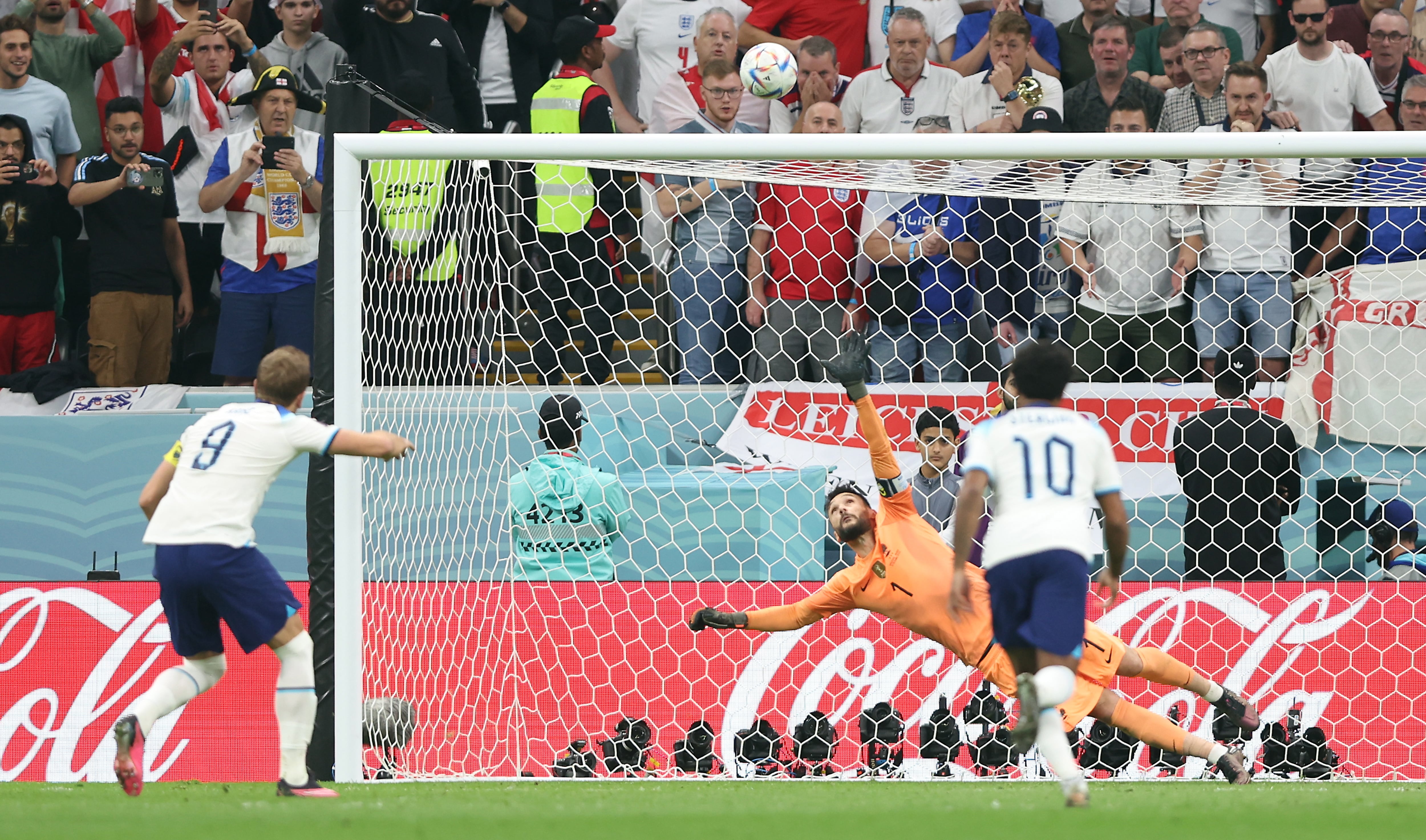 Harry Kane falla el penalti que podría haber igualado el partido con Francia (1-2)