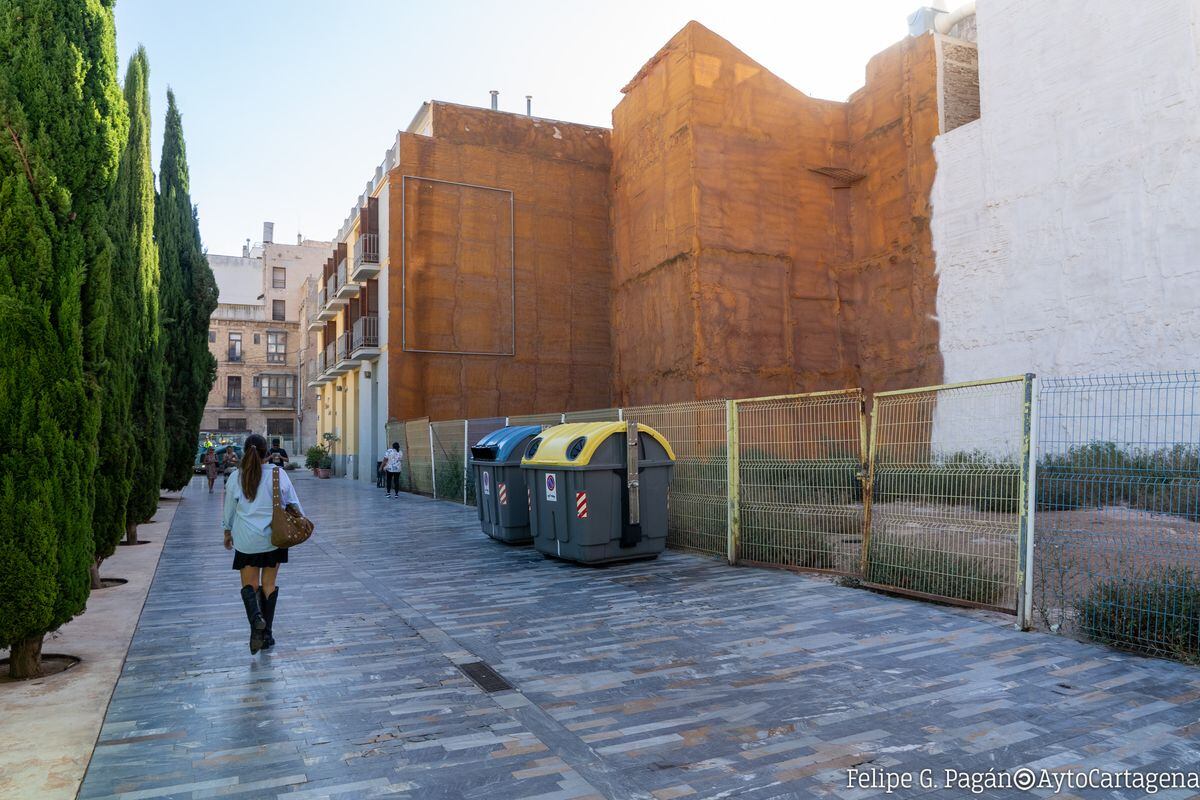 Solar en venta forzosa en la calle Balcones Azules