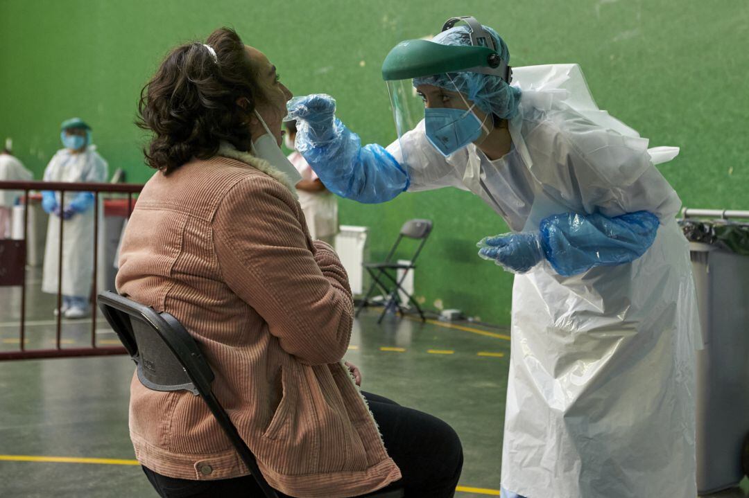 Prueba de PCR en un cribado masivo poblacional