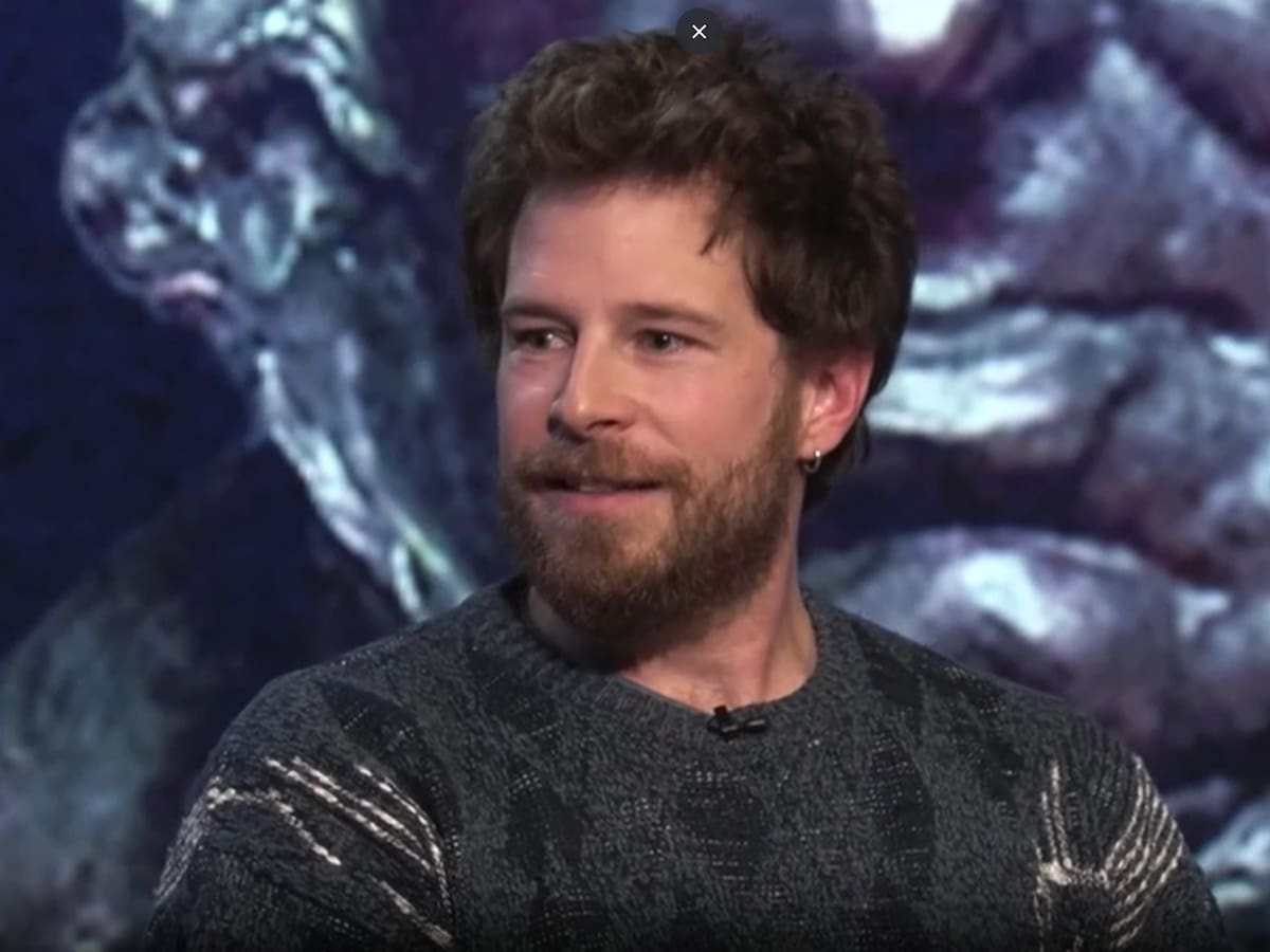 Álvaro Cervantes: "Si la alfombra roja es incómoda para mí, no me quiero imaginar para las actrices"