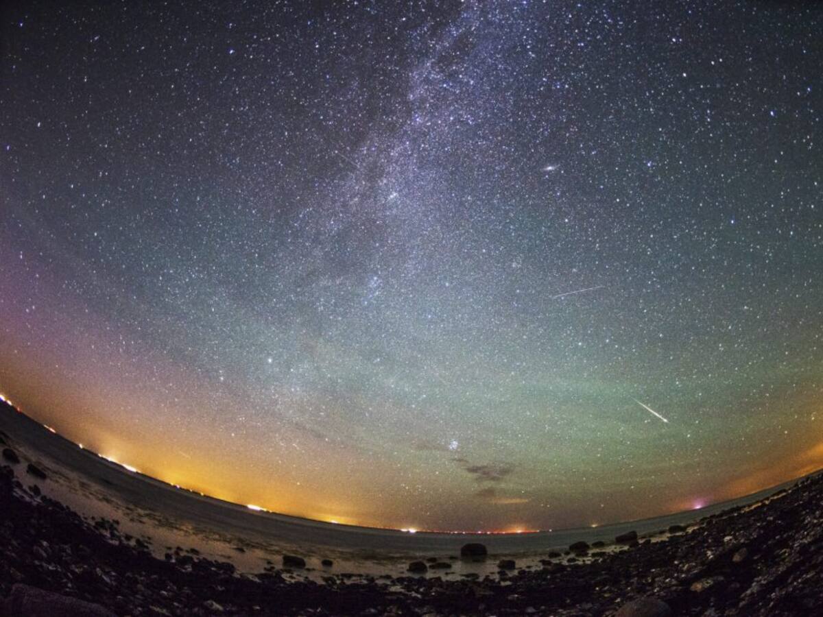 Los restos del cometa Halley se dejan ver en A Coruña para celebrar el cumpleaños de la Casa de las Ciencias