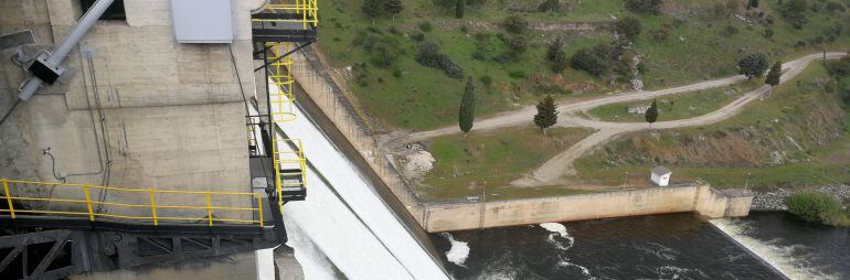 Embalse salmantino Santa Teresa, uno de los dieciocho propiedad del Estado que gestiona la Confederación Hidrográfica del Duero