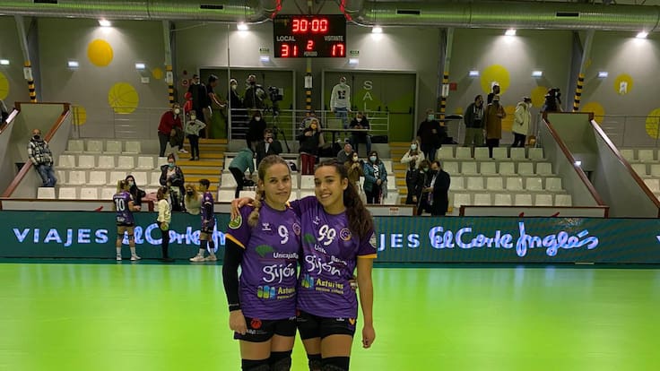 Marizza Faria y Yeruti Giménez cumple un sueño: por primera vez en la élite del balonmano, una madre y una hija juegan juntas