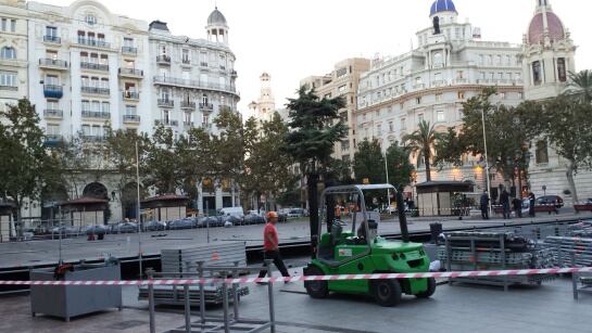 Trabajos montaje pista de hielo