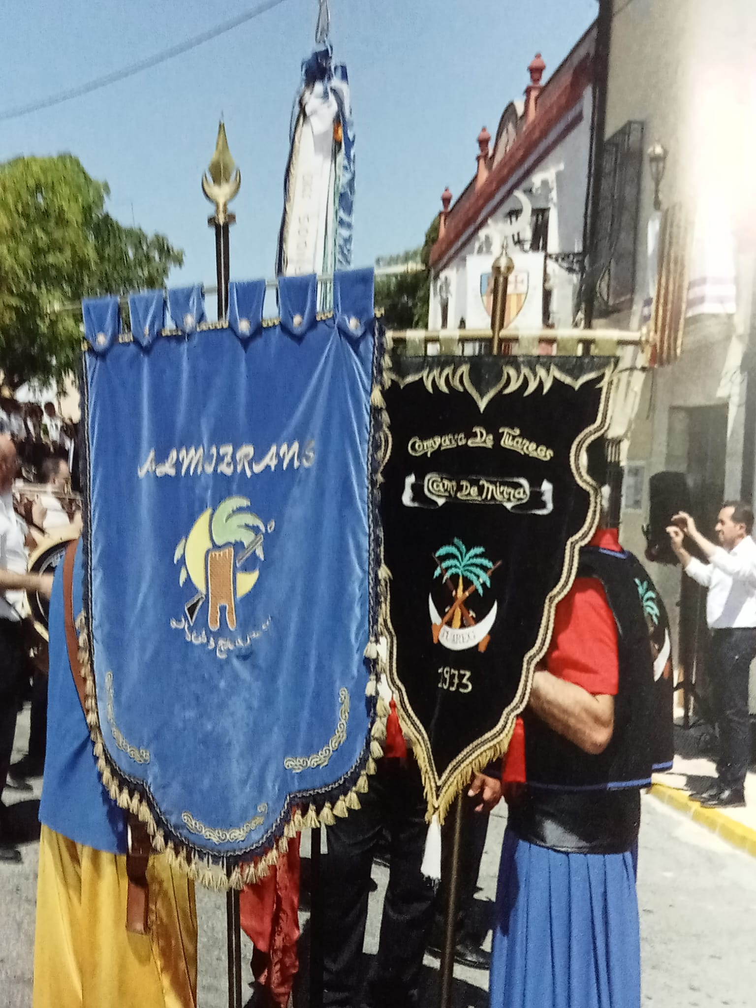 Banderines festeros del Camp de Mirra