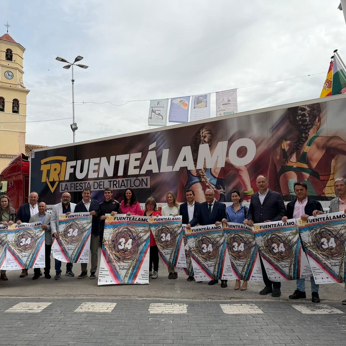 Mariano García apadrina la 34 edición del Triatlón Villa de Fuente Álamo