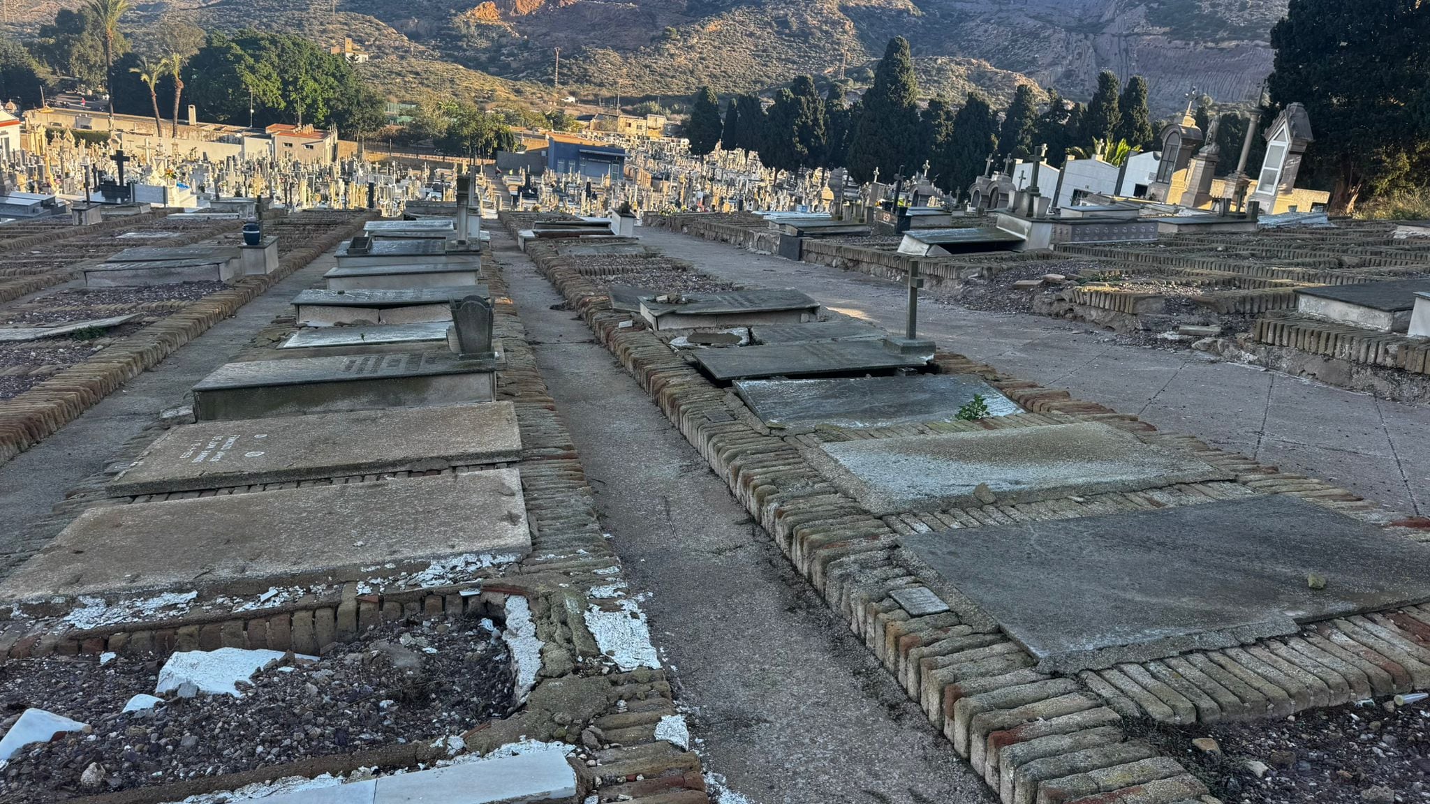 El Cementerio de Los Remedios de Cartagena, con Santi García en Hoy por hoy