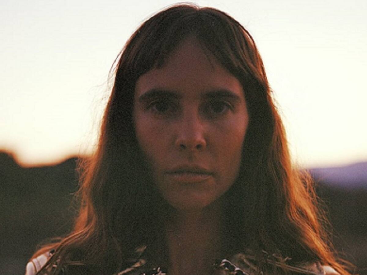 Brisa Fenoy presenta Encantada en Radio Algeciras