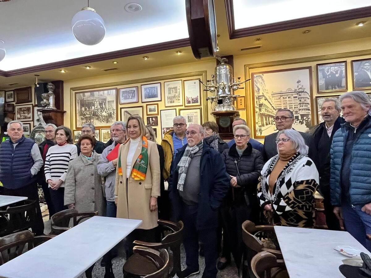 Militantes veteranos del PSOE de La Rioja creen que Javier García representa "lo mejor del partido"