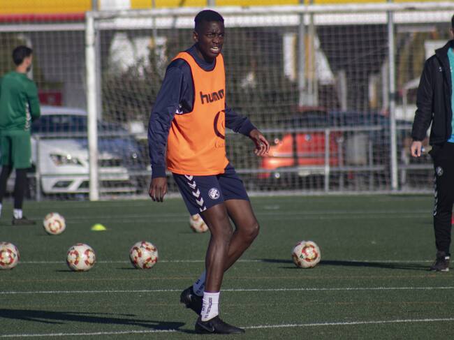 Ingoma Mwanza en su primer día de entrenamiento en Picadueñas