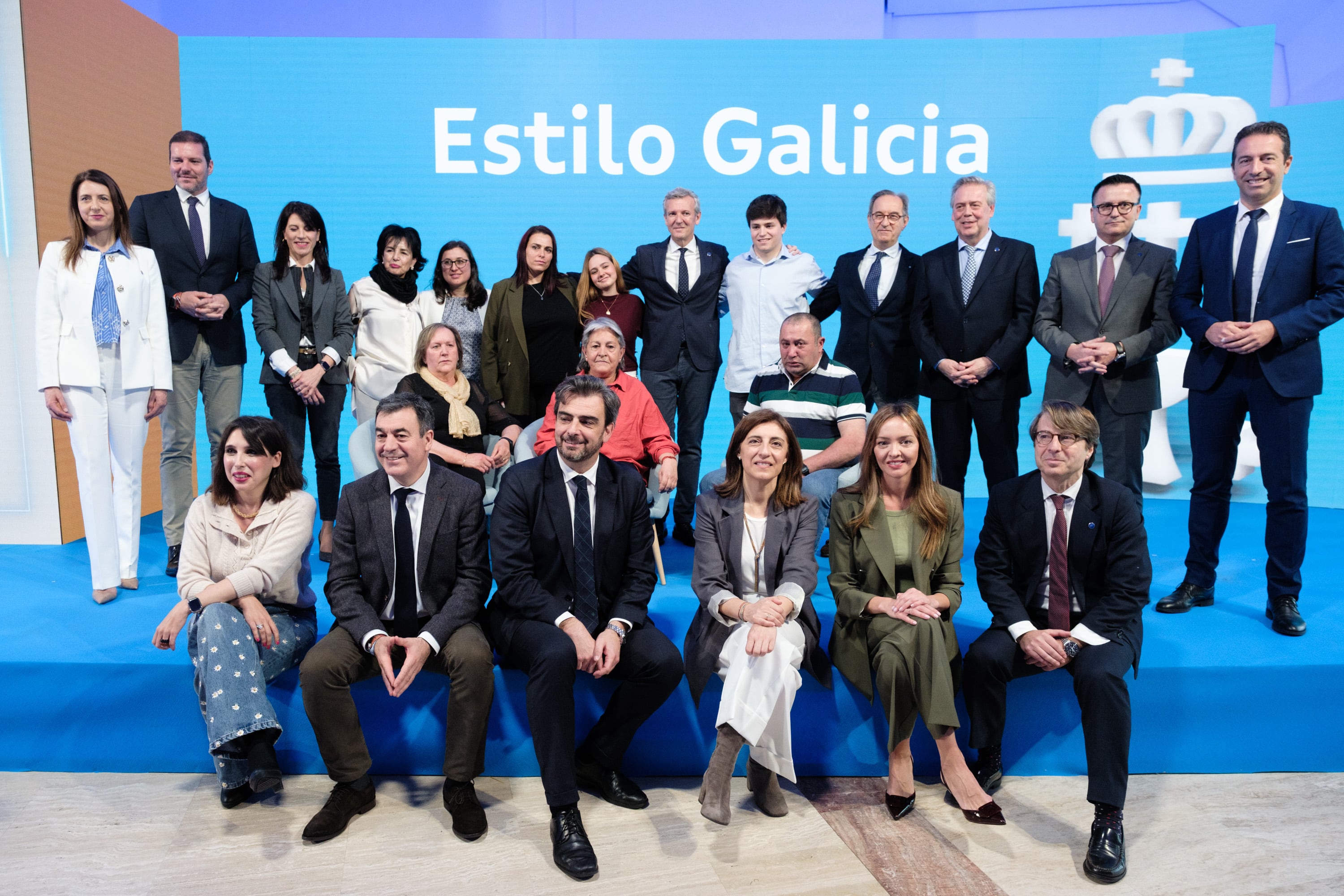 O presidente da Xunta de Galicia, Alfonso Rueda, acompañado do seu Executivo, participa no Acto de Goberno ‘Estilo Galicia’. Salón de Convencións do Edificio CINC na Cidade da Cultura (Santiago de Compostela), 15/04/25.